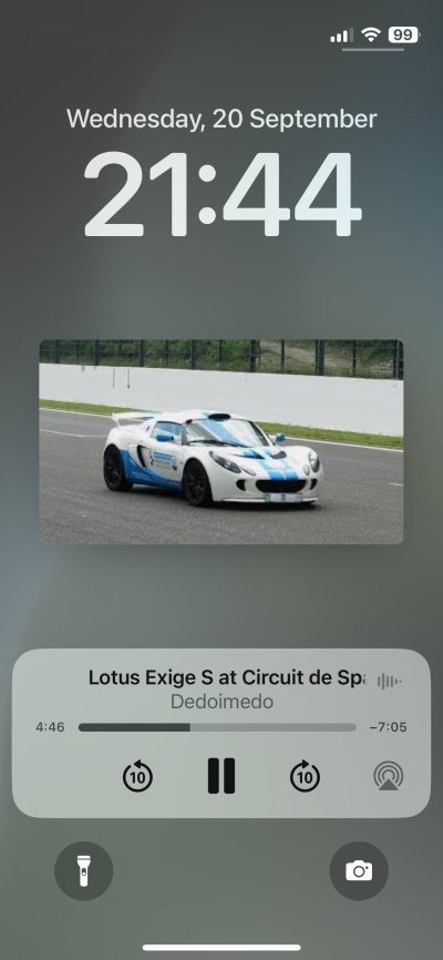 Lock screen, streaming