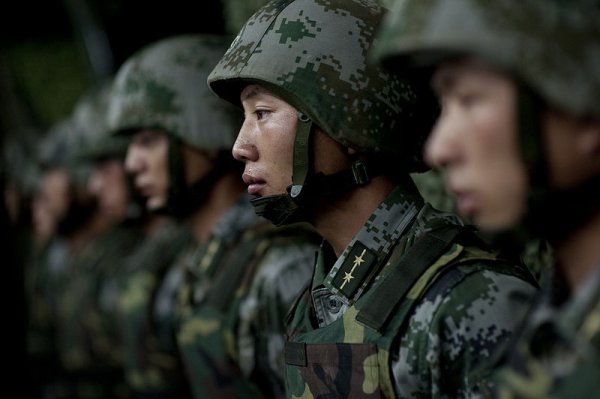 Chinese troops