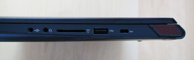 Right side, peripherals