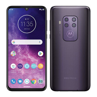 Motorola One Zoom
