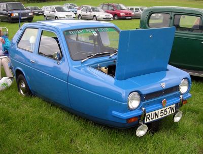 Reliant Robin